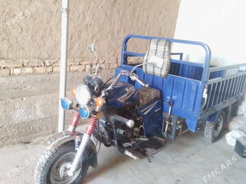 Fekon FK200-14G 2015 - 20 000 TMT - Гурбансолтан Едже - img 2