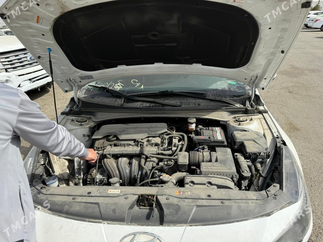 Hyundai Elantra 2022 - 235 000 TMT - Ашхабад - img 5