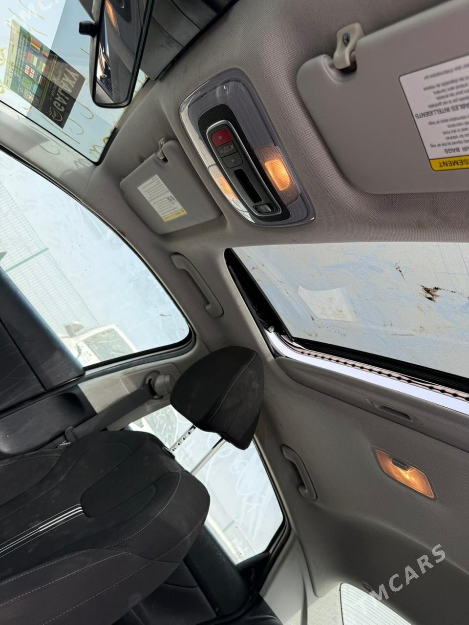 Hyundai Elantra 2022 - 235 000 TMT - Ашхабад - img 8