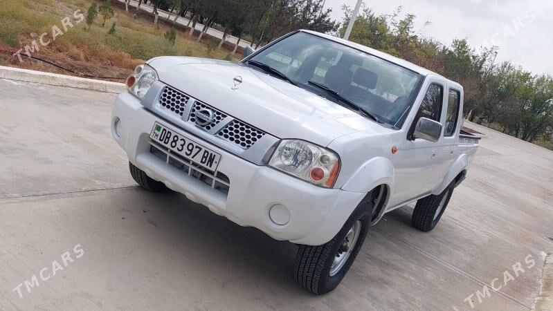 Nissan Navara 2011 - 125 000 TMT - Magtymguly - img 7