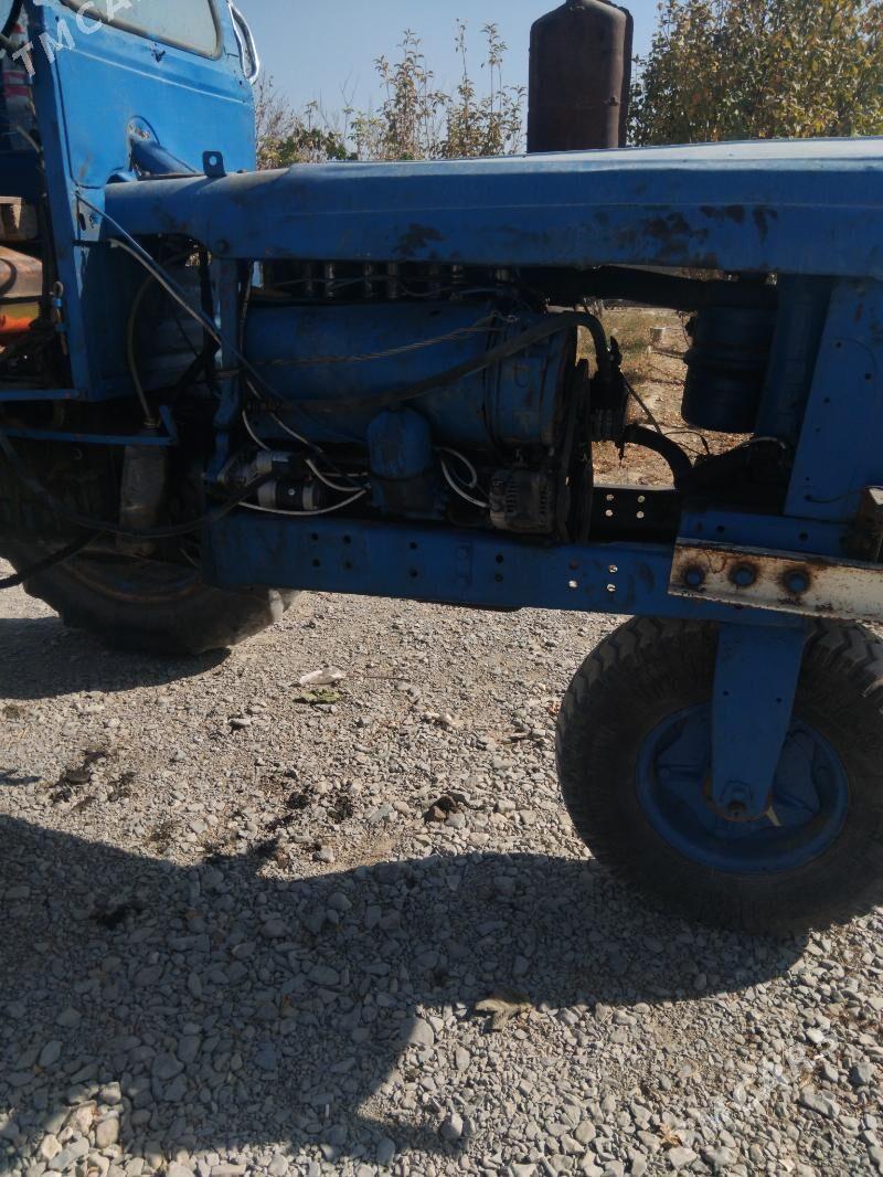 MTZ T-28 1980 - 15 000 TMT - Bäherden - img 4