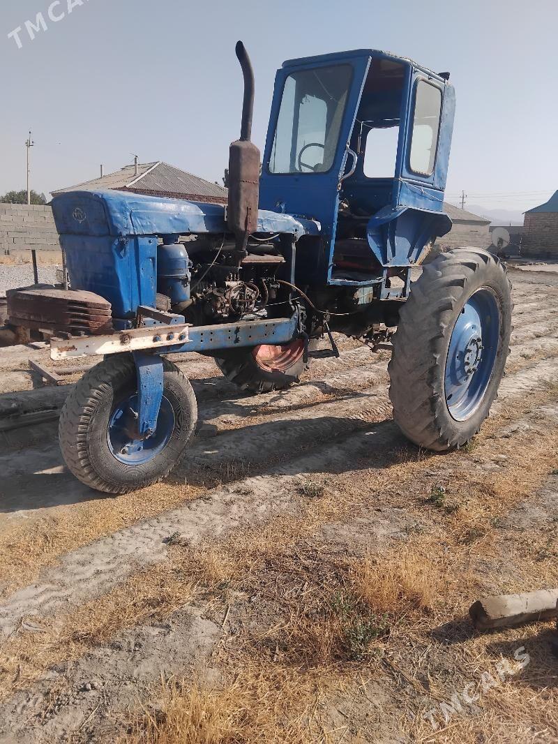 MTZ T-28 1980 - 15 000 TMT - Bäherden - img 5