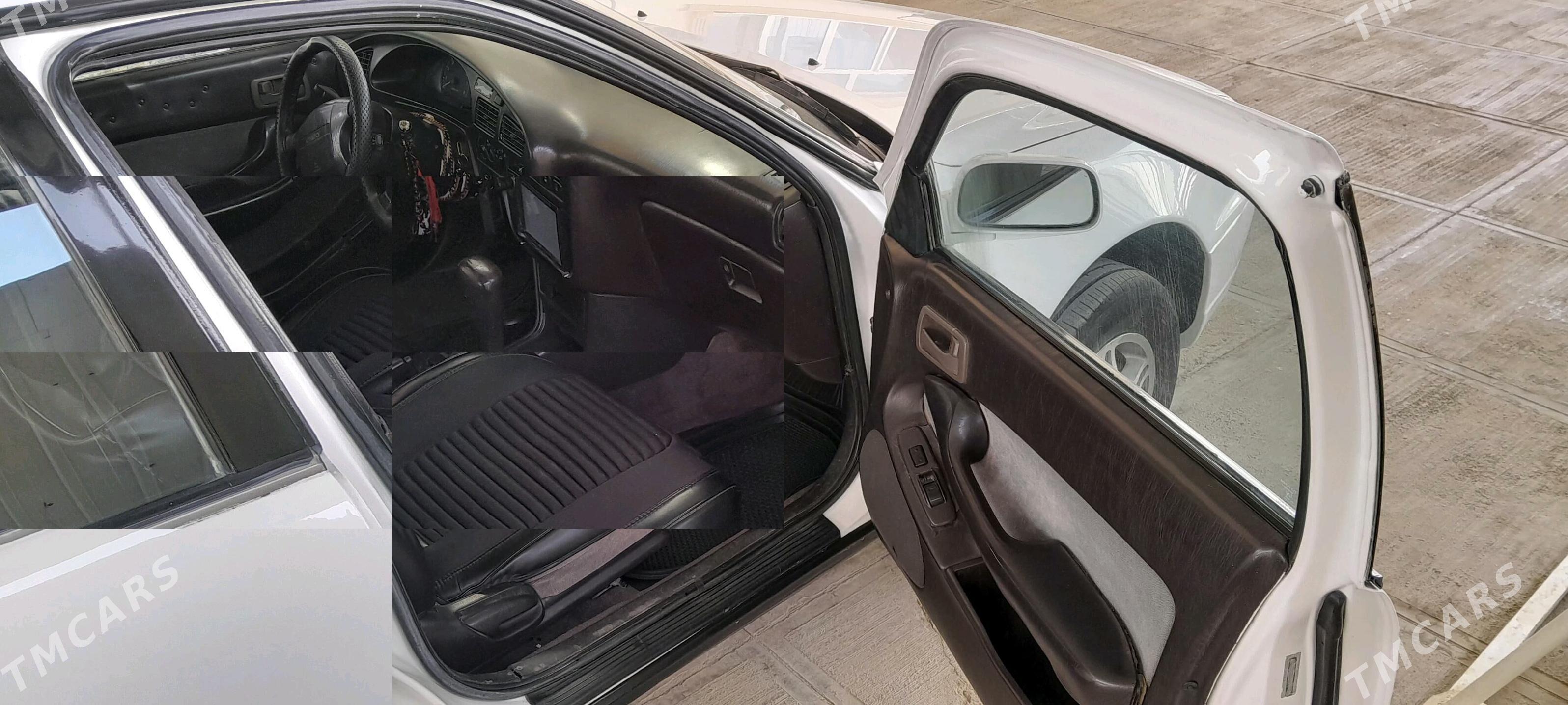 Toyota Camry 1993 - 88 000 TMT - Ýolöten - img 3