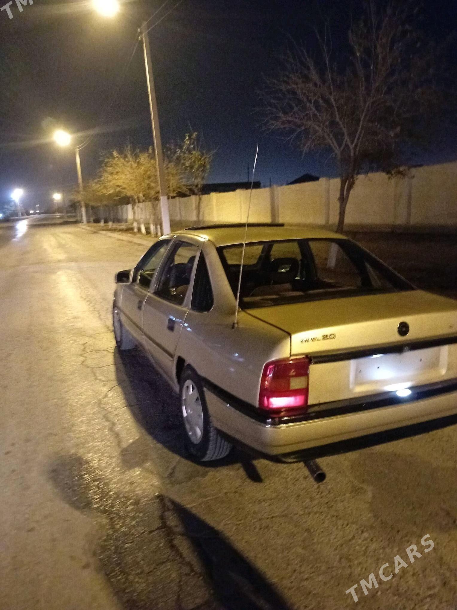 Opel Vectra 1991 - 28 000 TMT - Tejen - img 2