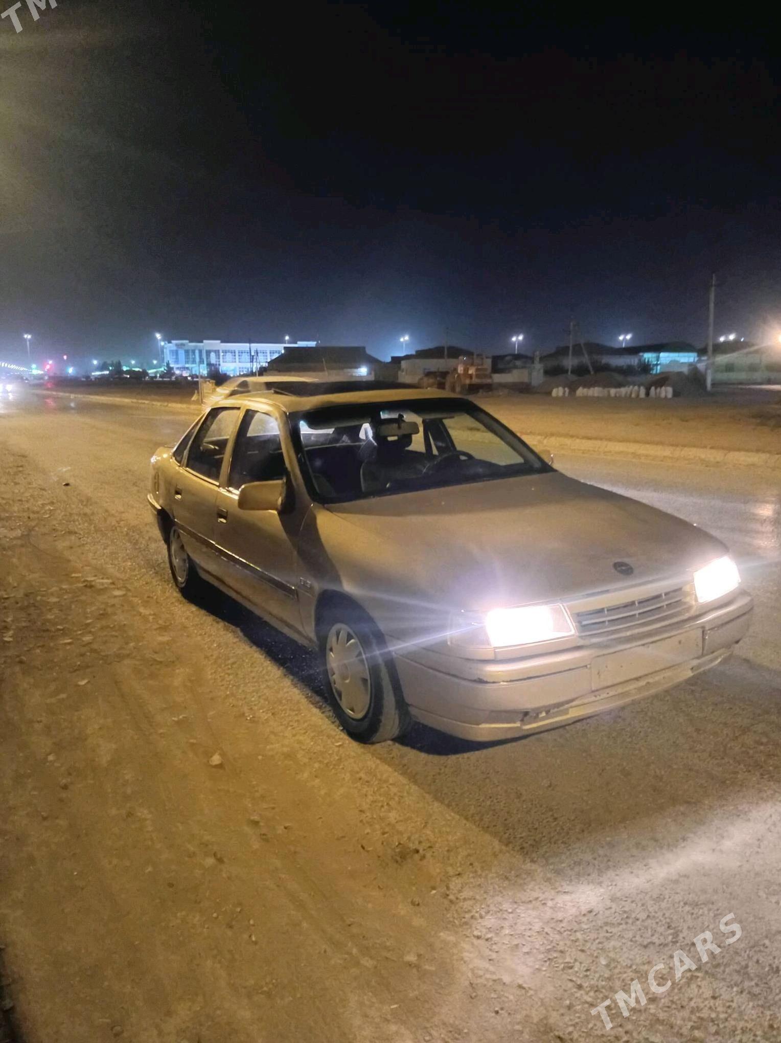 Opel Vectra 1991 - 28 000 TMT - Tejen - img 8