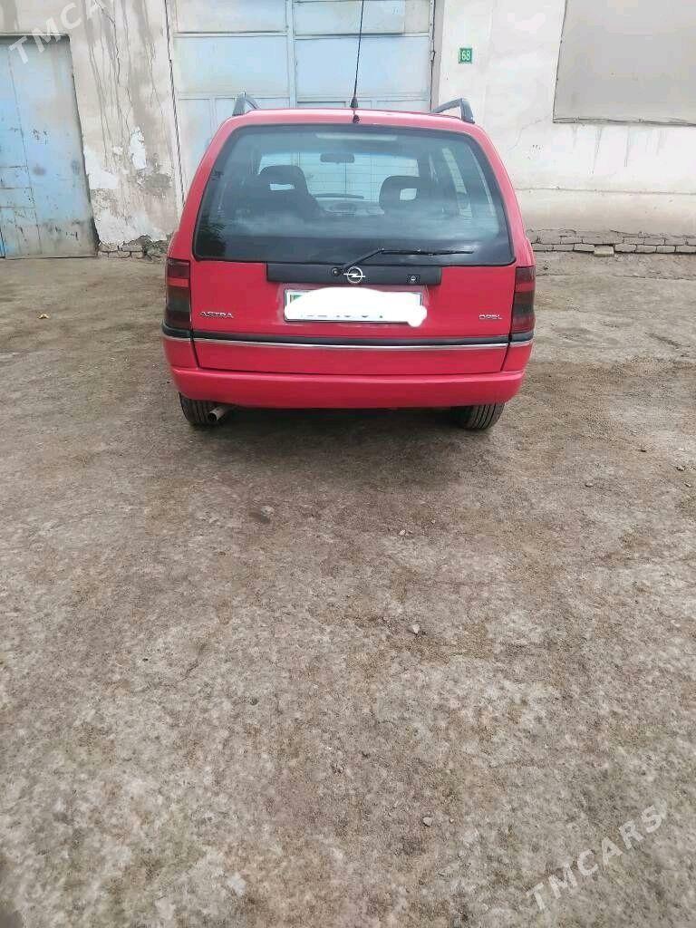 Opel Astra 1997 - 45 000 TMT - Gubadag - img 3