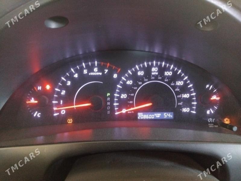 Toyota Camry 2011 - 182 000 TMT - Мургап - img 4
