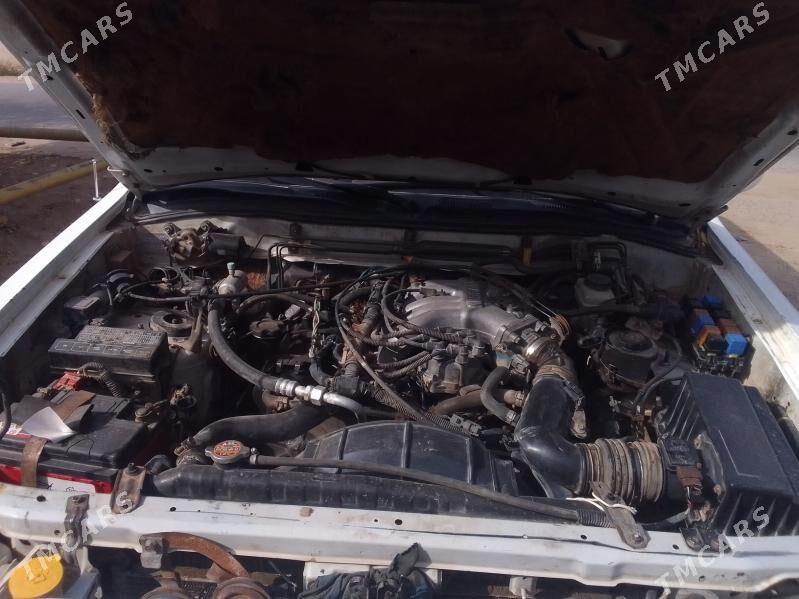 Nissan Pathfinder 1998 - 65 000 TMT - Саят - img 5
