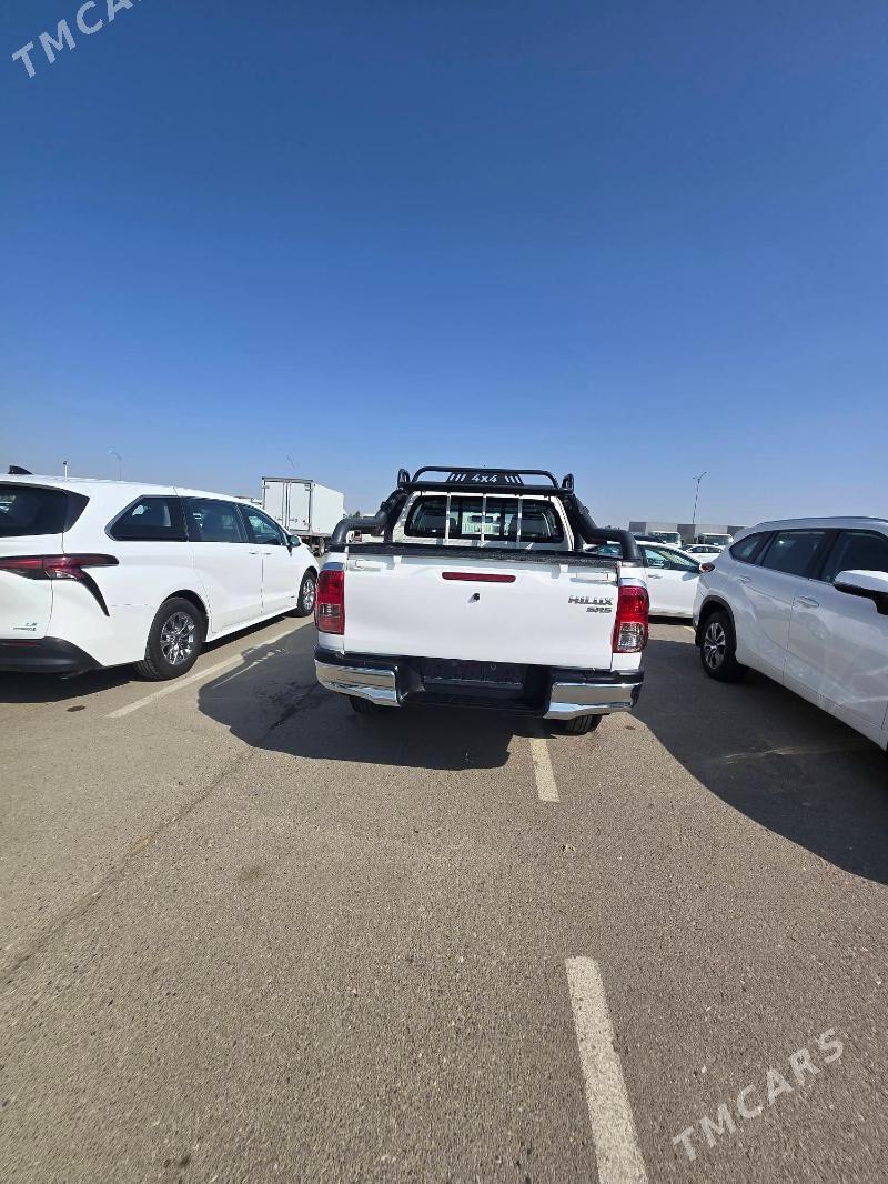 Toyota Hilux 2016 - 500 000 TMT - Ашхабад - img 8