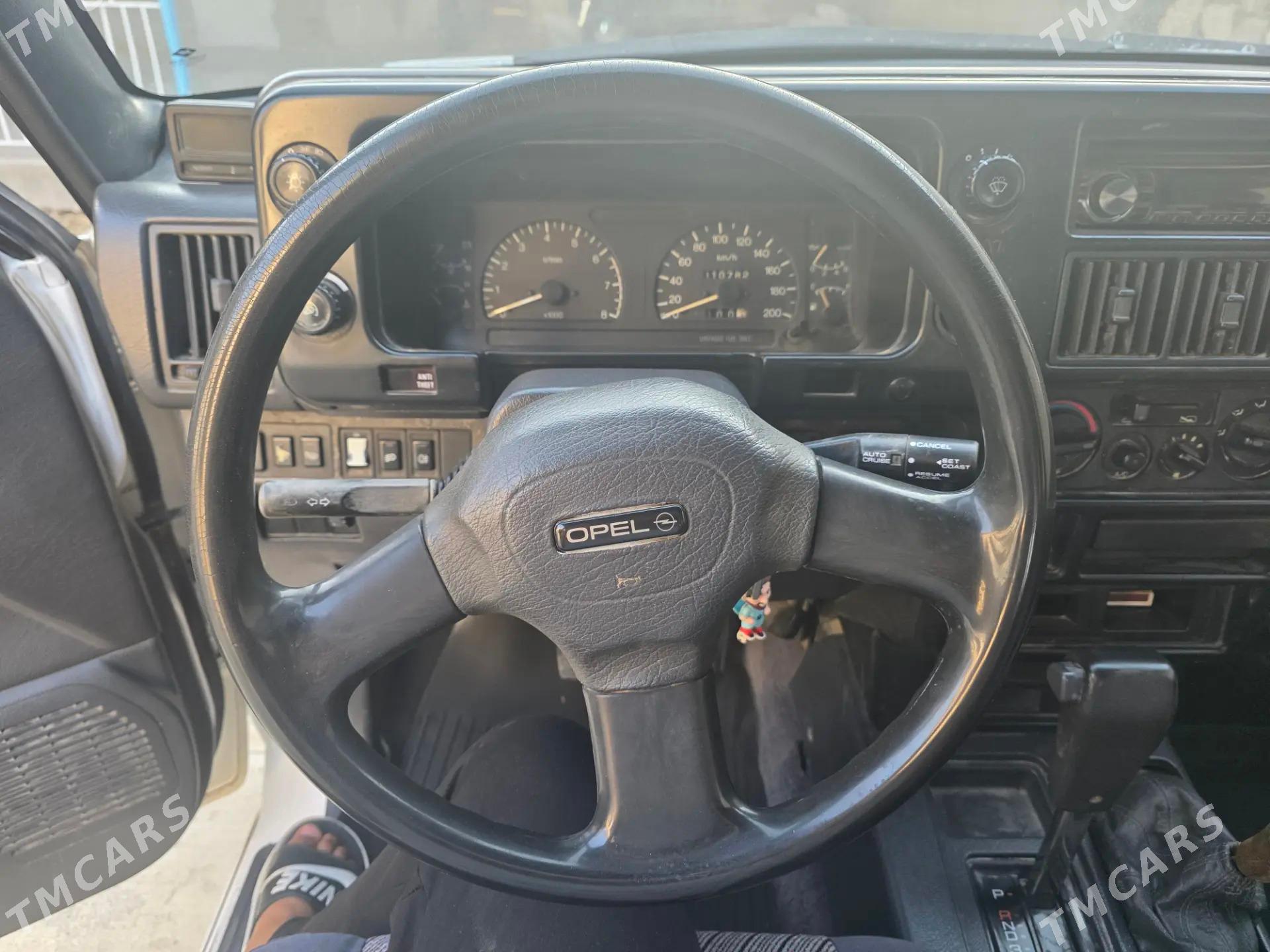 Opel Montarey 1993 - 60 000 TMT - Gyzylarbat - img 2