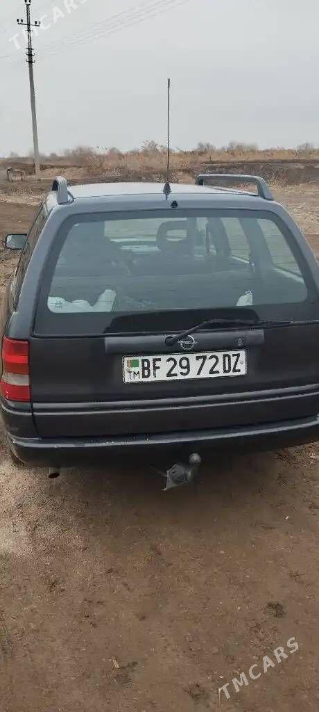 Opel Astra 1994 - 45 000 TMT - Gubadag - img 2