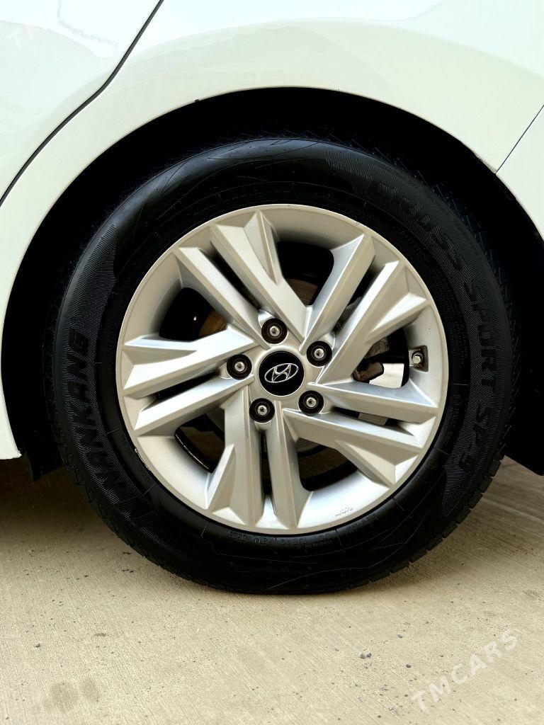 Hyundai Elantra 2020 - 224 000 TMT - Aşgabat - img 8