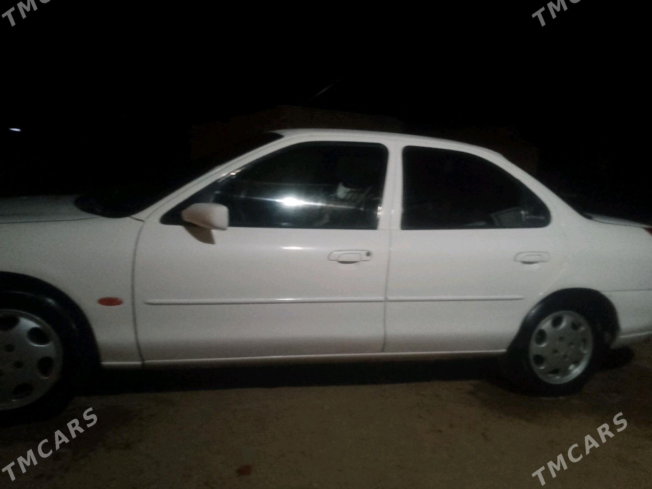 Ford Mondeo 1998 - 35 000 TMT - Теджен - img 3