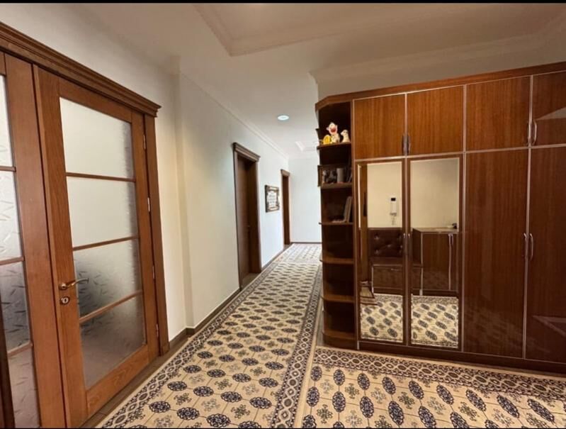 ЧЕХОВА 3 ком 180м2 2 этаж сроч - Çehow köç. (A.Nyýazow şaýoly) - img 5