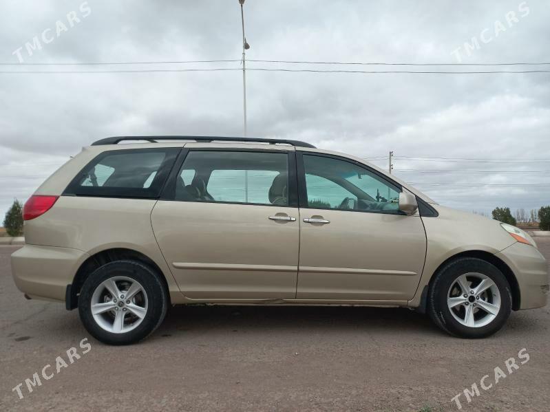 Toyota Sienna 2009 - 226 000 TMT - Ruhubelent etraby - img 5