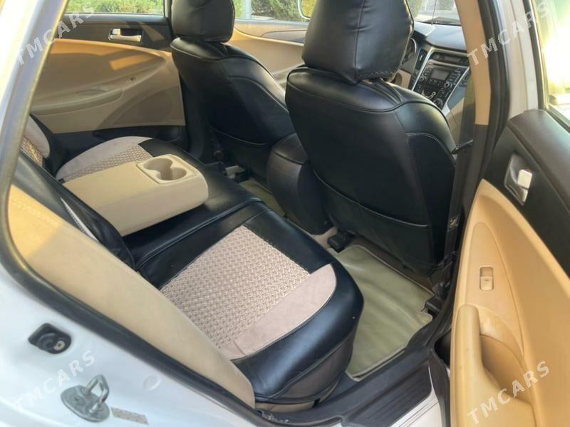 Hyundai Sonata 2011 - 175 000 TMT - Мары - img 9