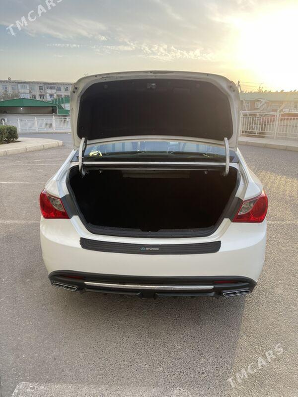 Hyundai Sonata 2011 - 175 000 TMT - Мары - img 6