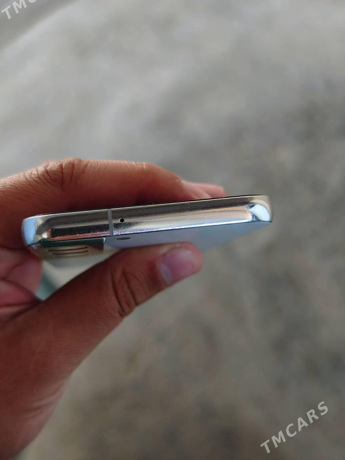 s22 8/256 - Aşgabat - img 2