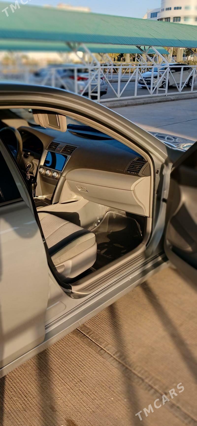 Toyota Camry 2011 - 205 000 TMT - Ашхабад - img 2