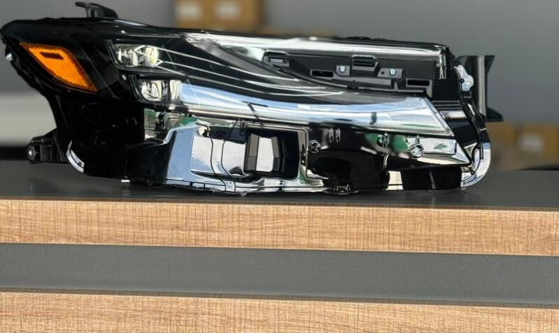 Camry 2025 fara 5 000 TMT - Hitrowka - img 1