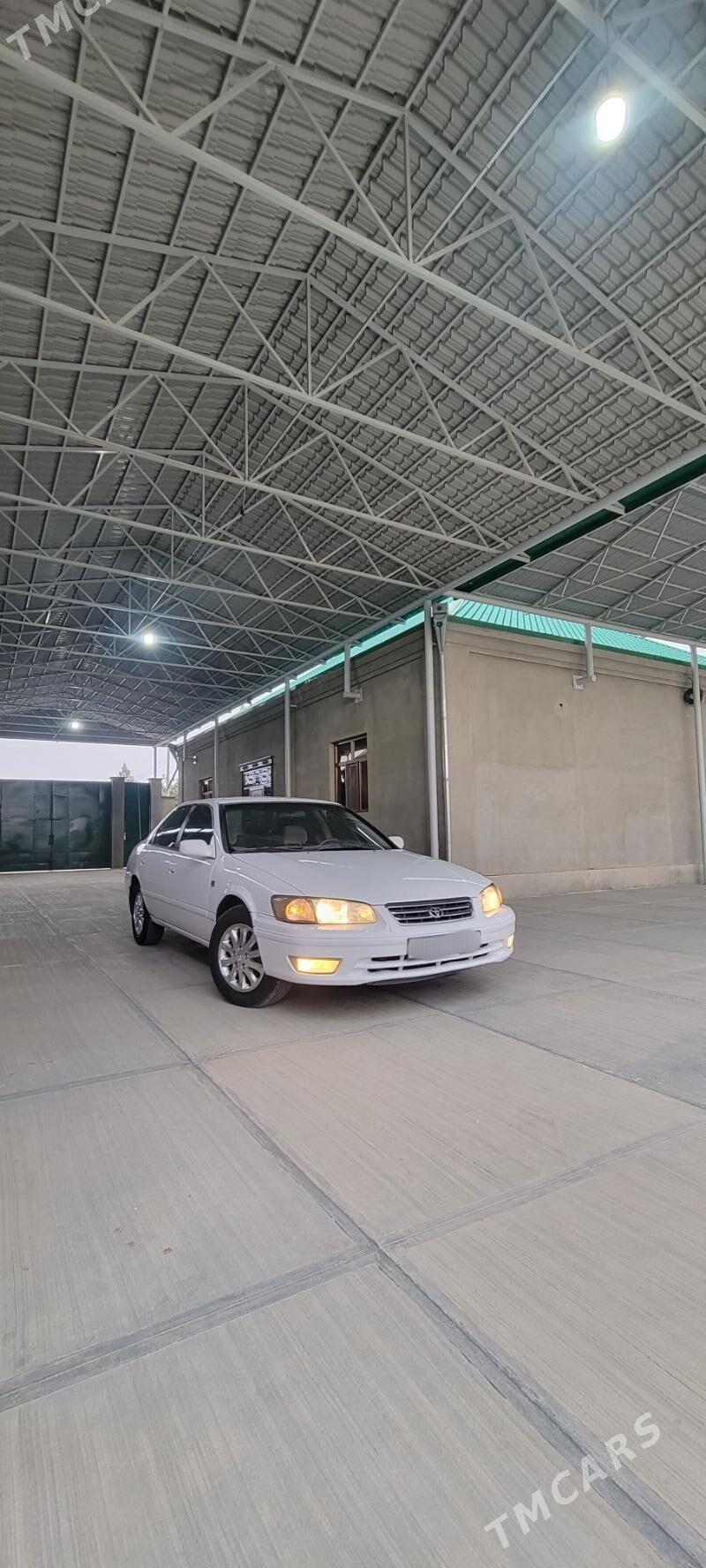 Toyota Camry 1999 - 125 000 TMT - Бахарден - img 6