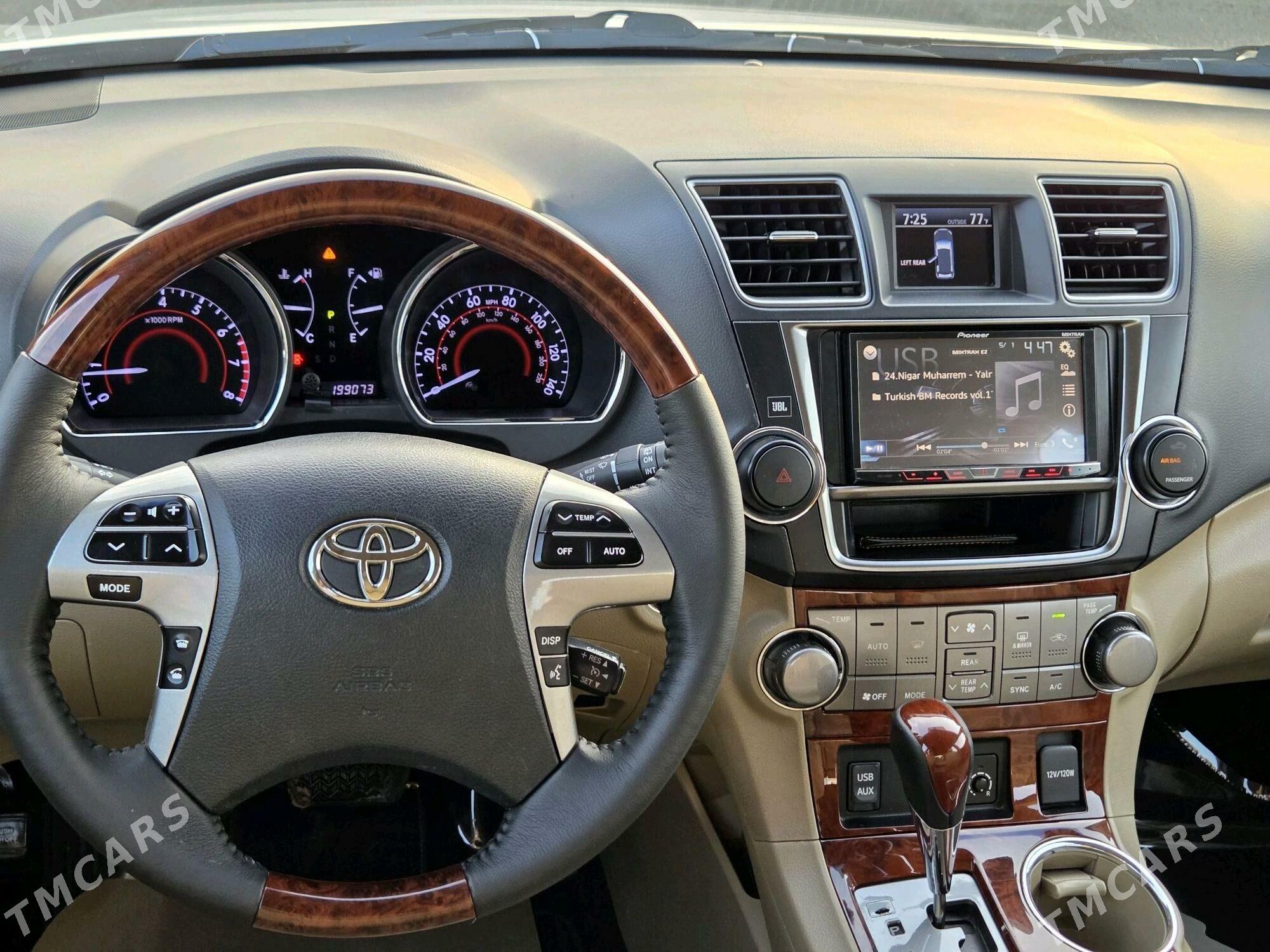 Toyota Highlander 2013 - 398 000 TMT - Aşgabat - img 1