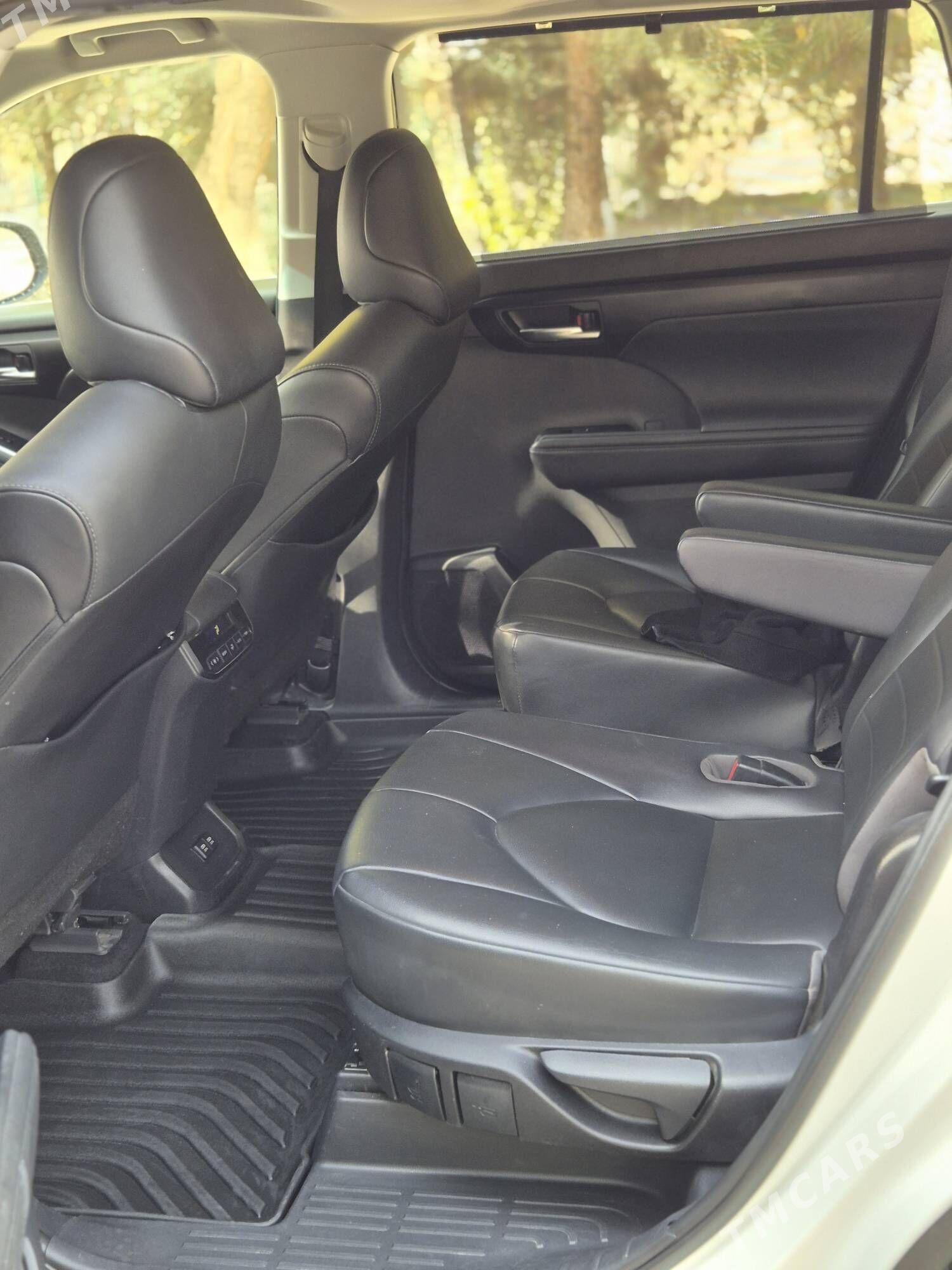 Toyota Highlander 2020 - 550 000 TMT - Мары - img 8