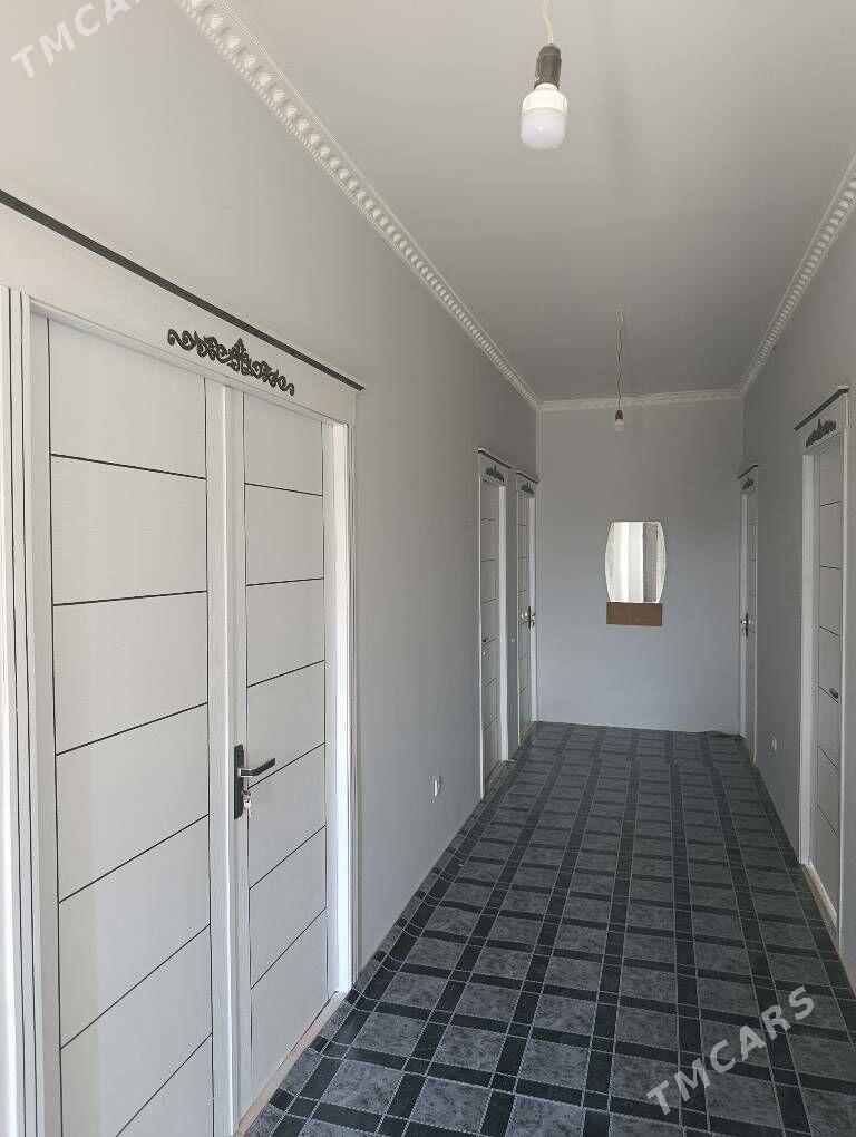 satlyk Jay ylaly kamsamolda - Гурбансолтан Едже - img 9