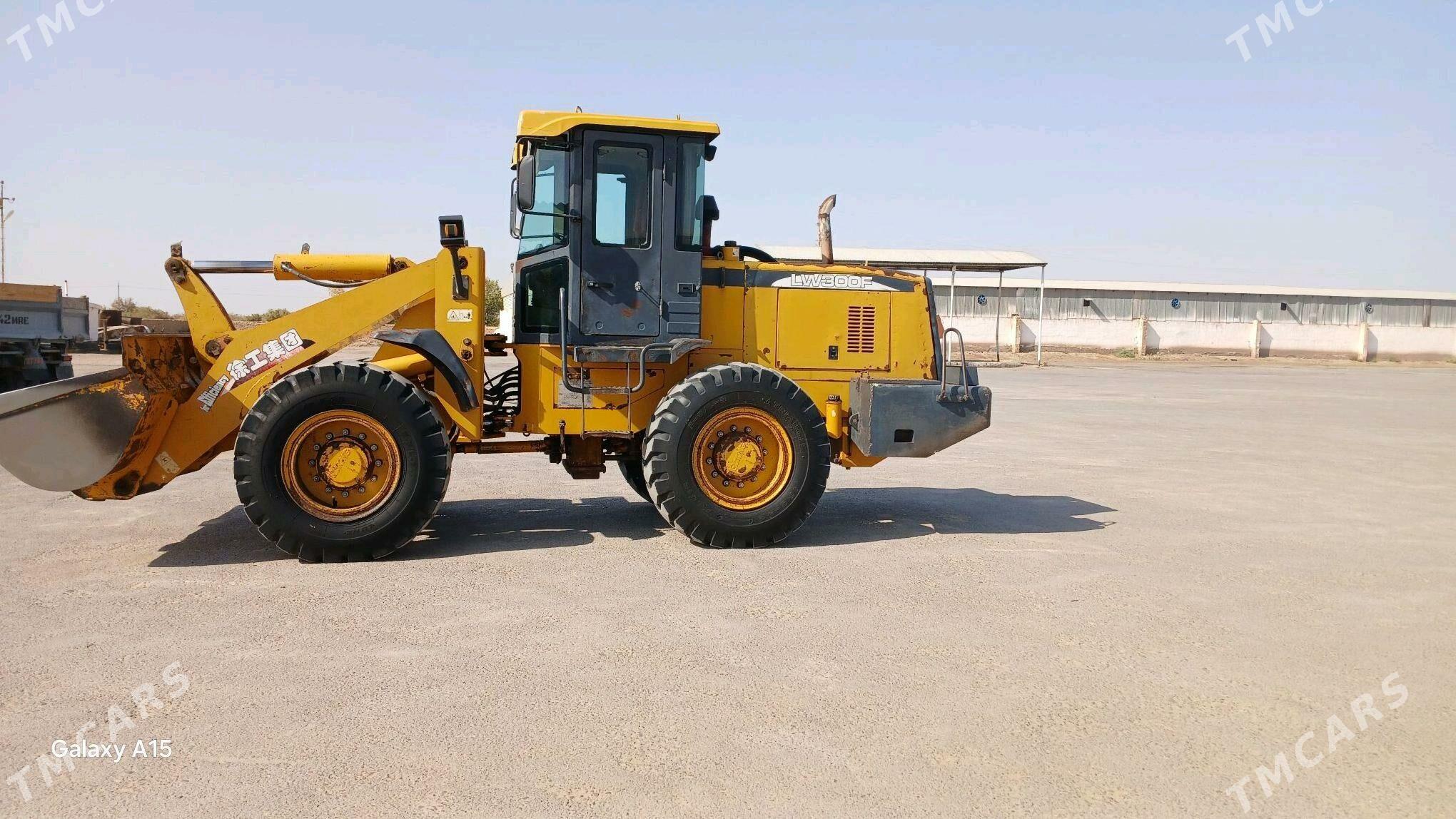 XCMG LW300F 2012 - 380 000 TMT - Сакарчага - img 3