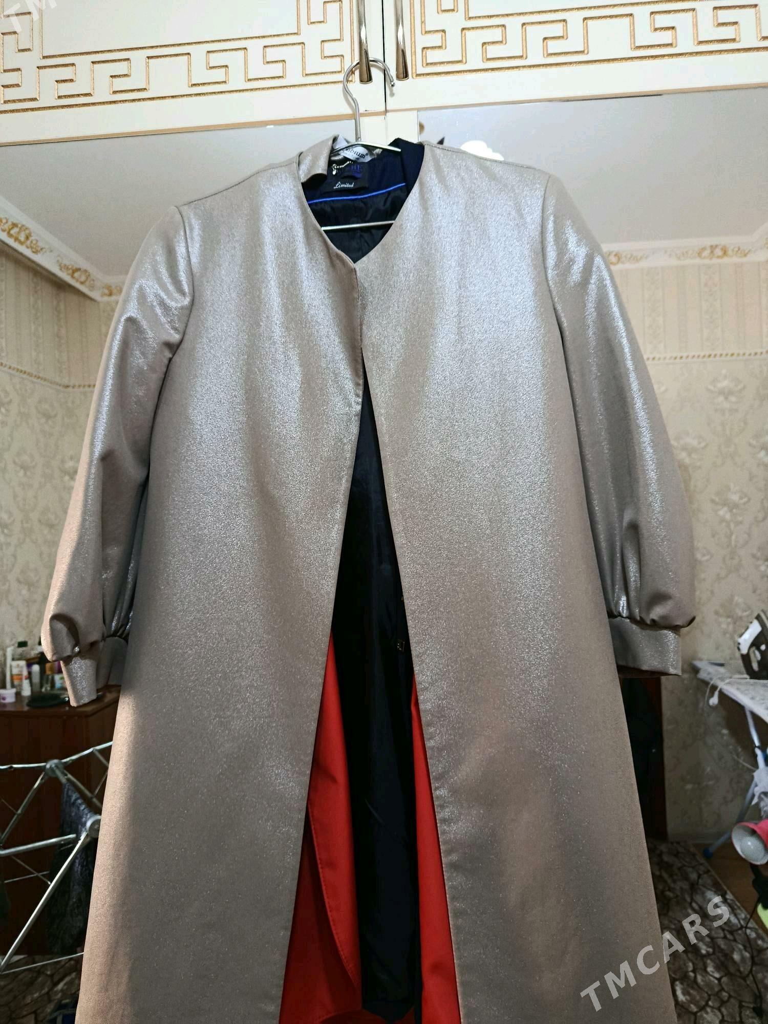 kastyum plaç - Мир 7 - img 2