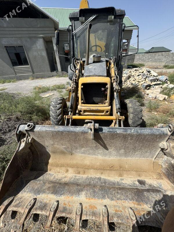 New Holland L160 2003 - 240 000 TMT - Херрикгала - img 3