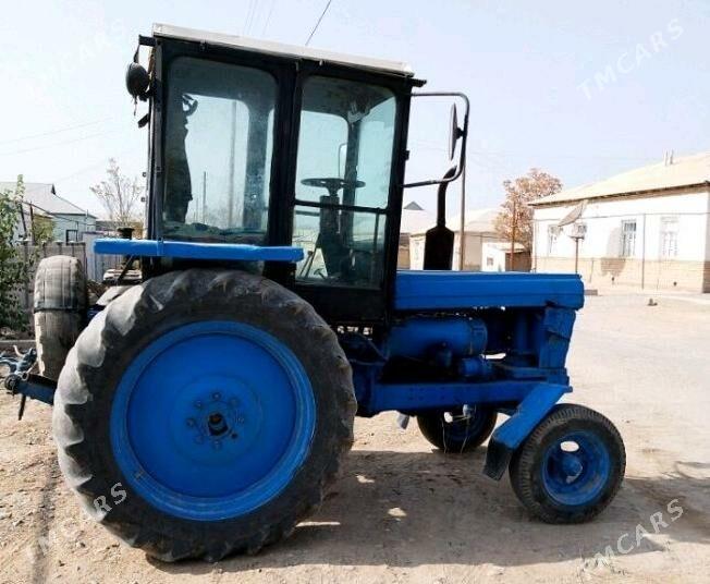 MTZ T-28 2000 - 25 000 TMT - Мургап - img 3