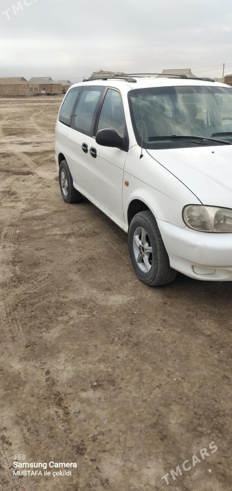 Kia Carnival 2000 - 40 000 TMT - Esenguly - img 6