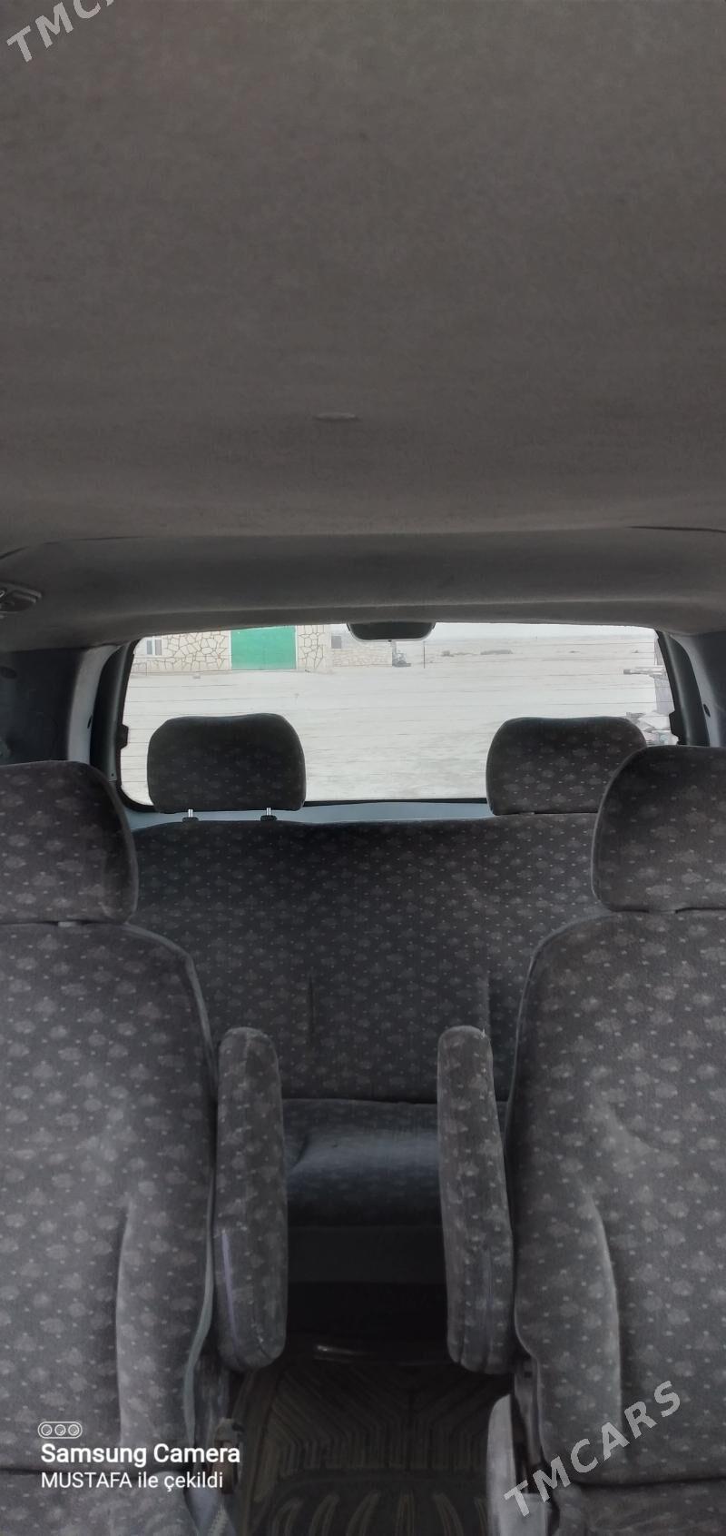 Kia Carnival 2000 - 40 000 TMT - Esenguly - img 9