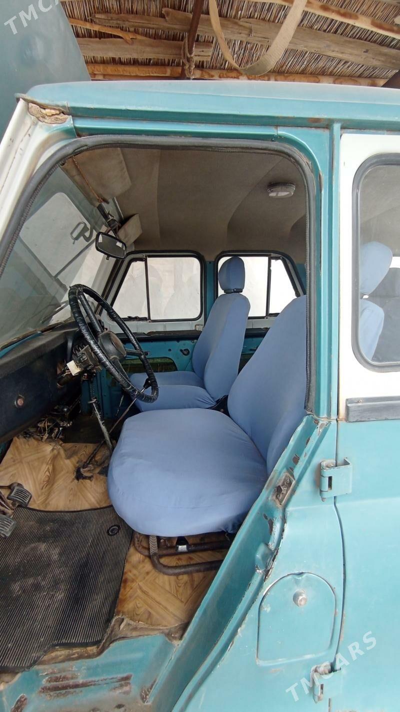 UAZ 469 2002 - 50 000 TMT - Акдепе - img 4