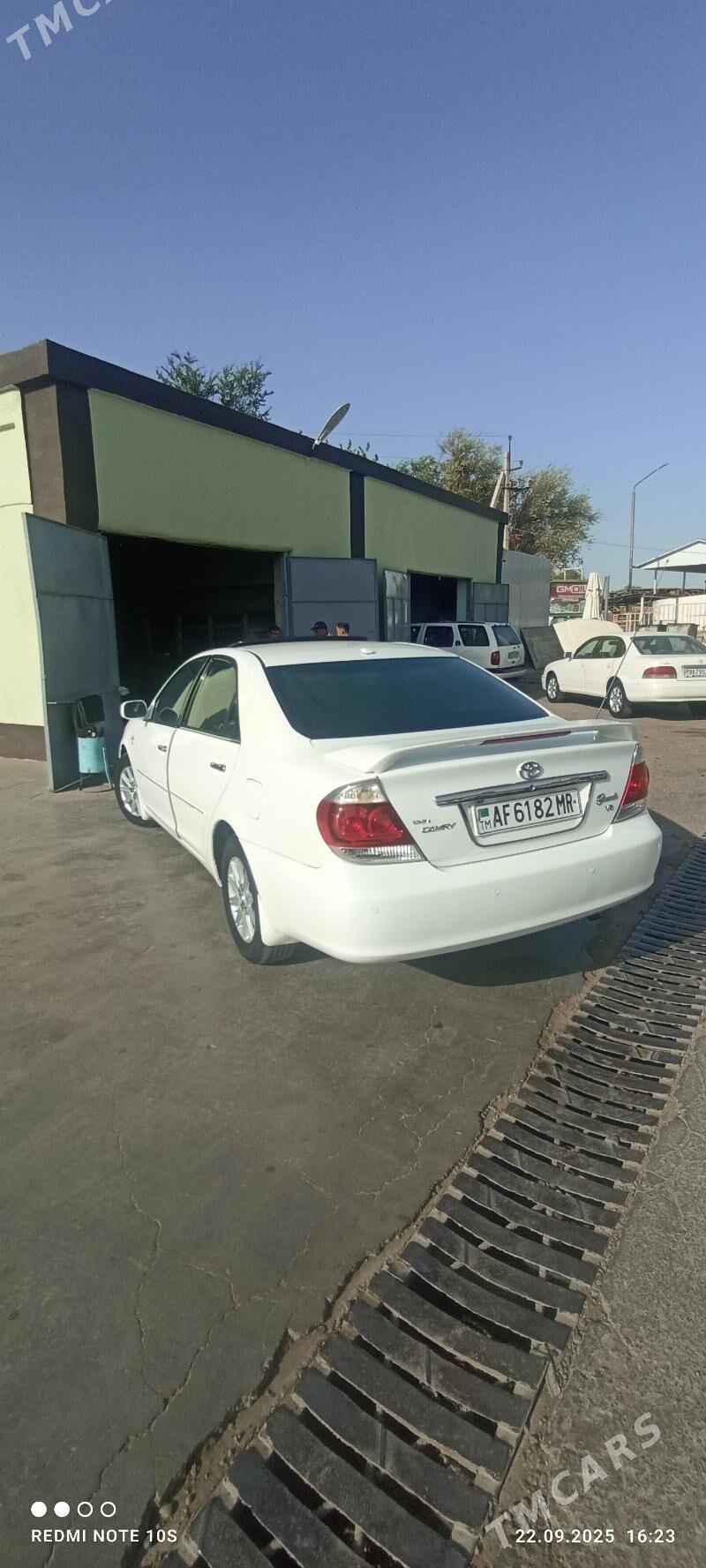 Toyota Camry 2003 - 230 000 TMT - Мары - img 1