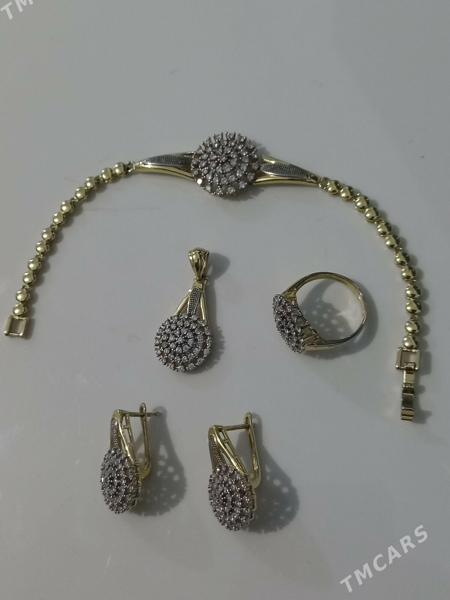 Bijuteriya komplekt - Türkmenbaşy - img 3