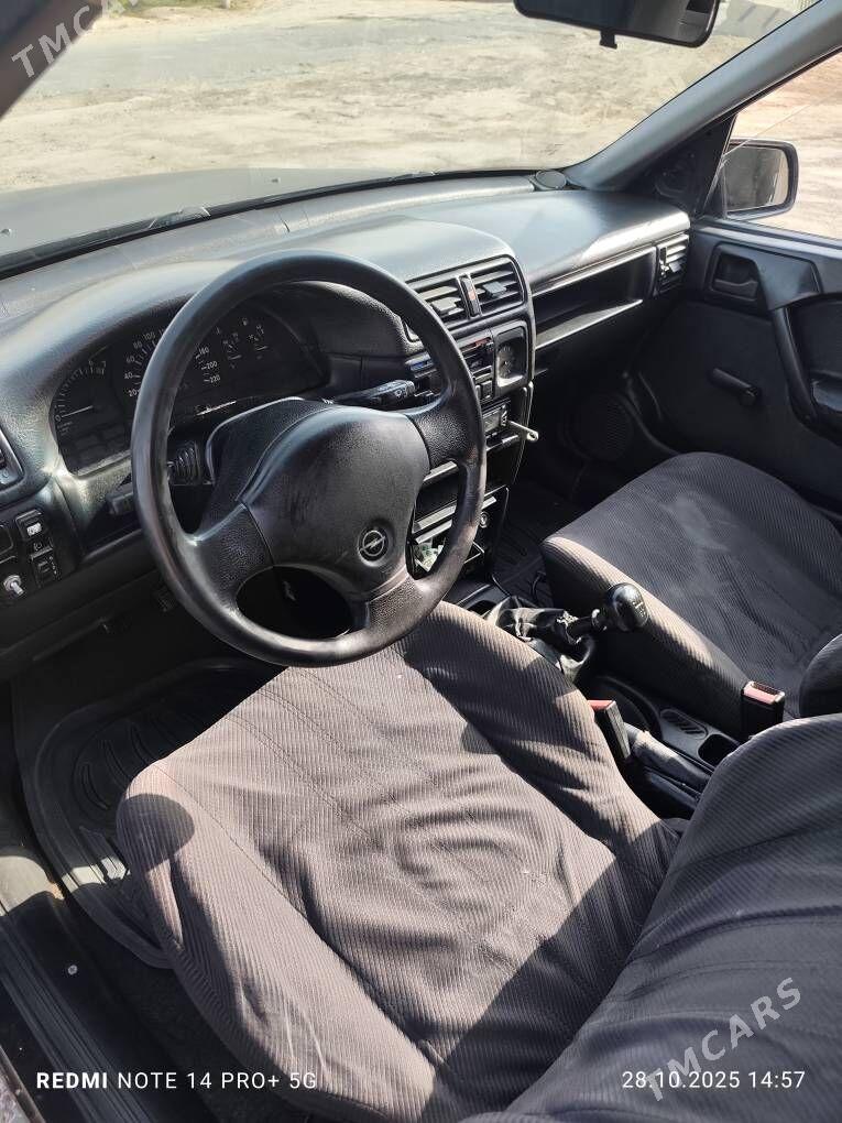 Opel Vectra 1989 - 24 000 TMT - Мары - img 4