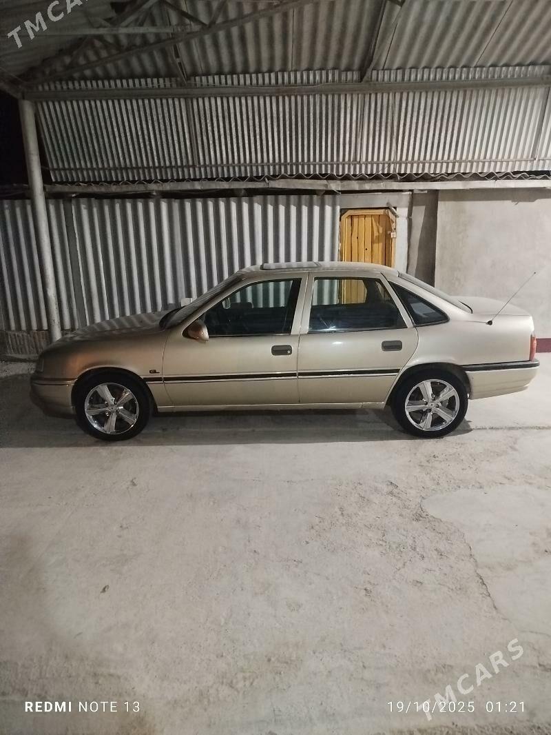 Opel Vectra 1991 - 40 000 TMT - Bäherden - img 4