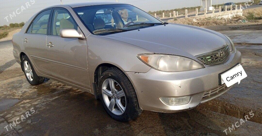 Toyota Camry 2003 - 175 000 TMT - Мургап - img 4