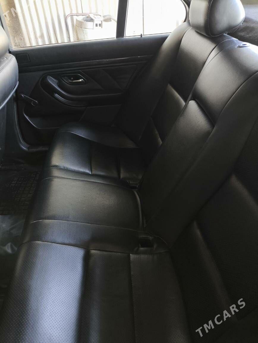 BMW E39 1997 - 103 000 TMT - Baýramaly - img 5