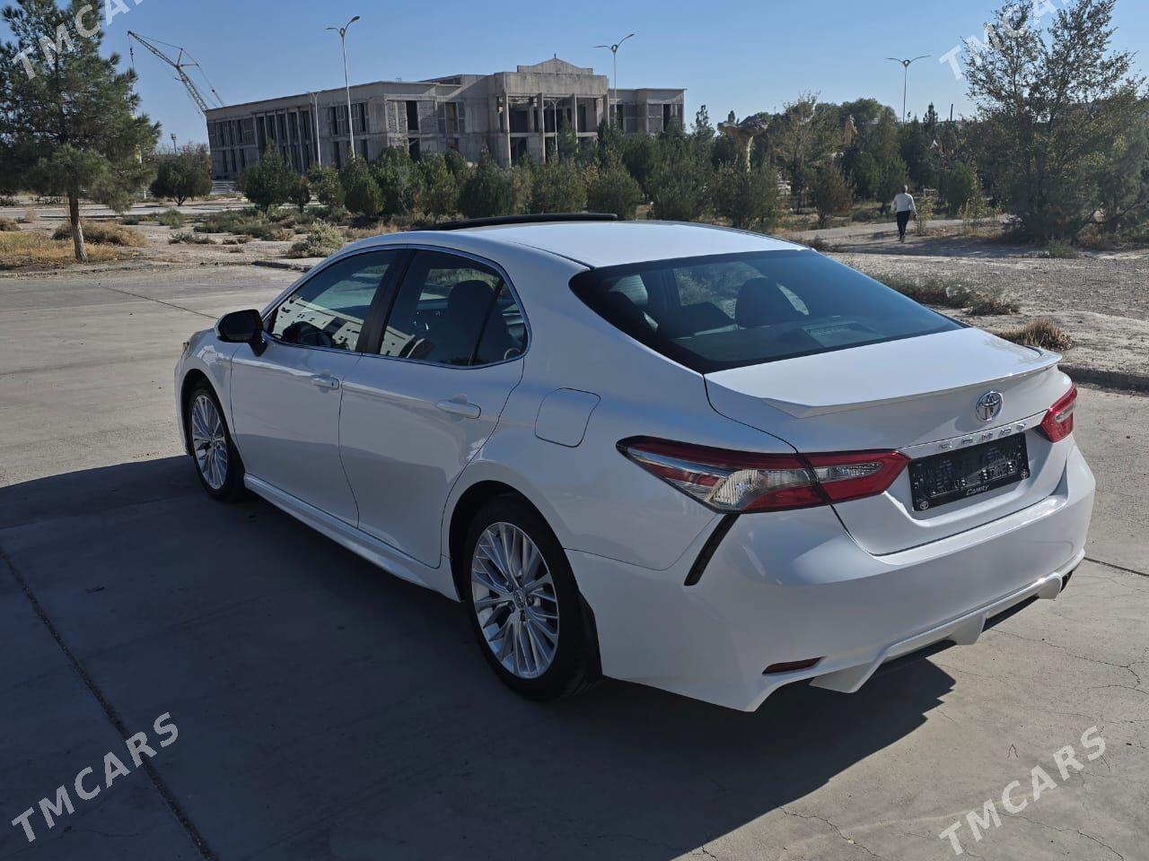 Toyota Camry 2018 - 315 000 TMT - Балканабат - img 4