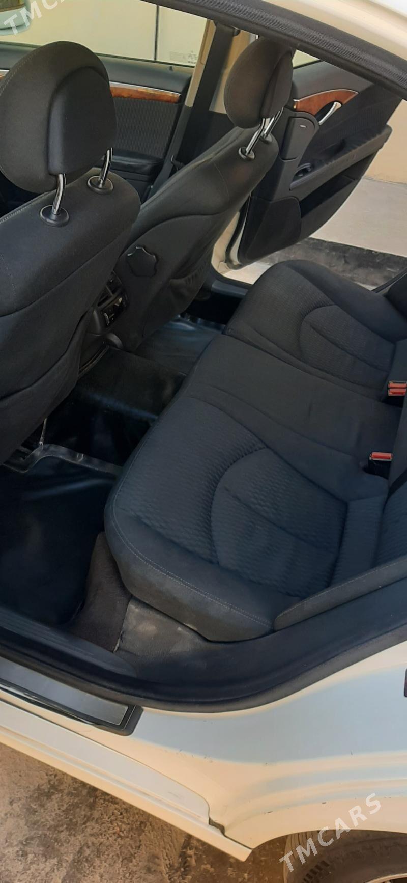 Mercedes-Benz E320 2003 - 120 000 TMT - Bäherden - img 1