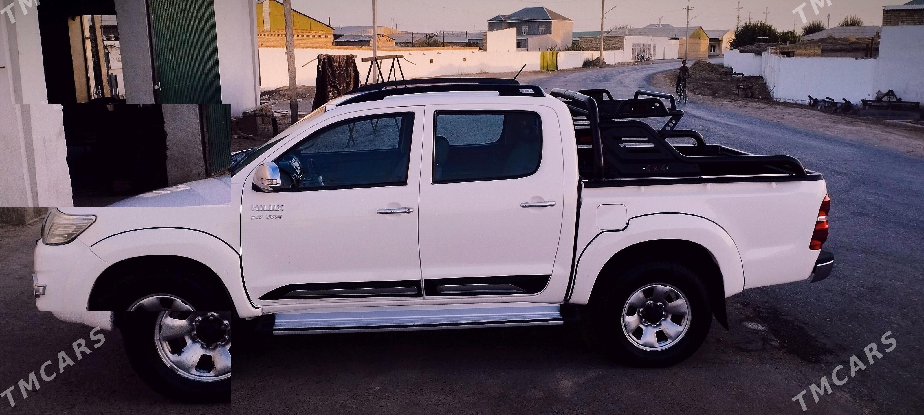 Toyota Hilux 2014 - 335 000 TMT - Туркменабат - img 5