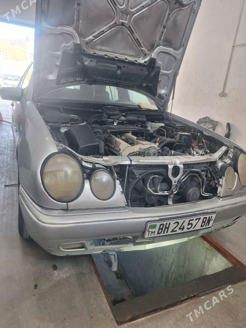 Mercedes-Benz E320 1996 - 60 000 TMT - Balkanabat - img 3