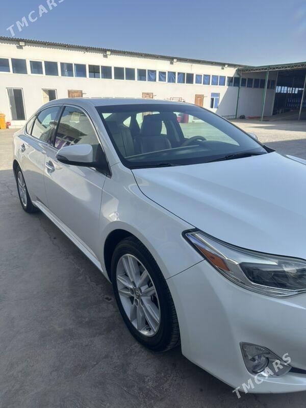 Toyota Avalon 2013 - 335 000 TMT - Бузмеин - img 2