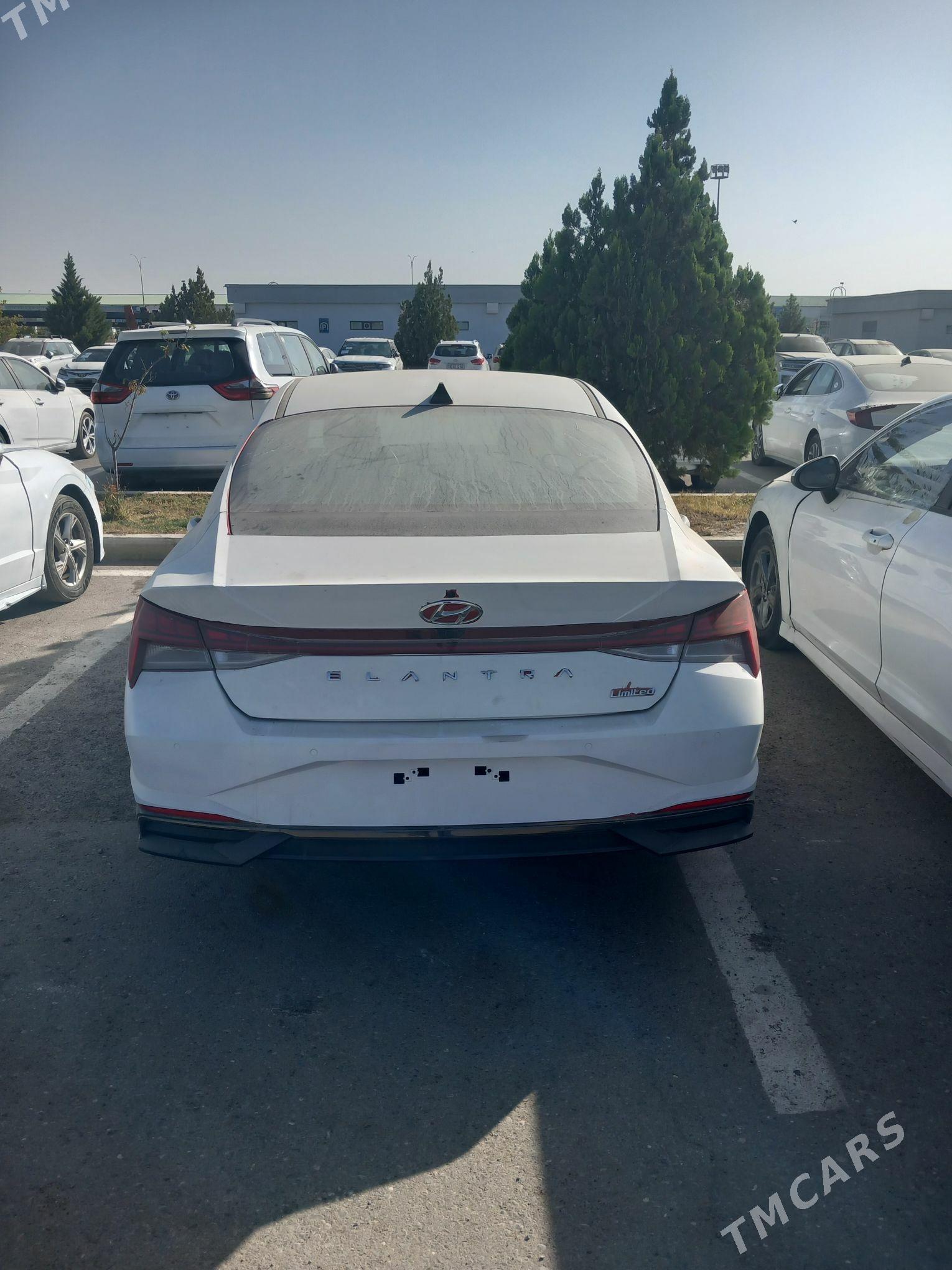 Hyundai Elantra 2022 - 225 000 TMT - Aşgabat - img 4
