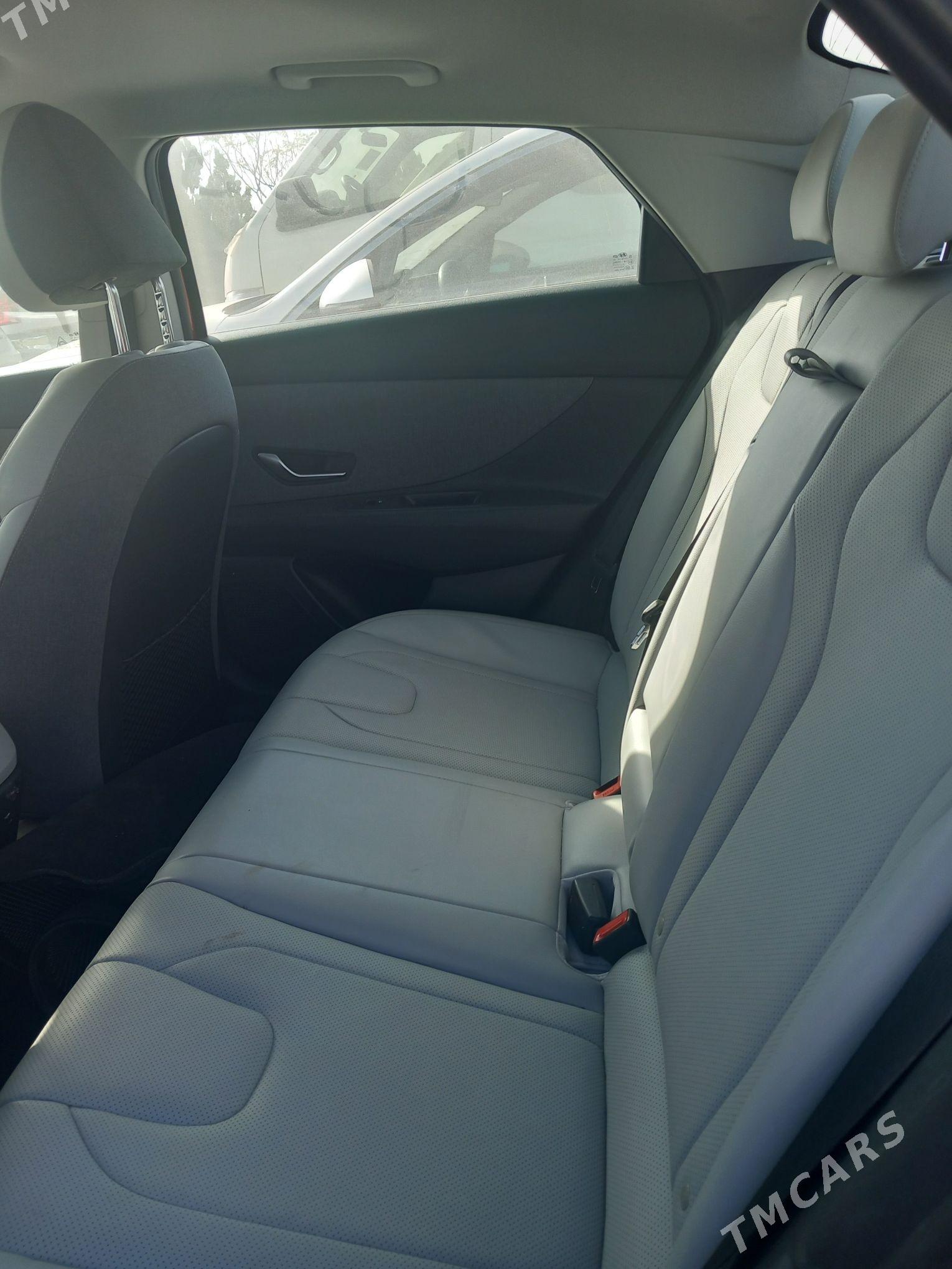 Hyundai Elantra 2022 - 225 000 TMT - Aşgabat - img 10