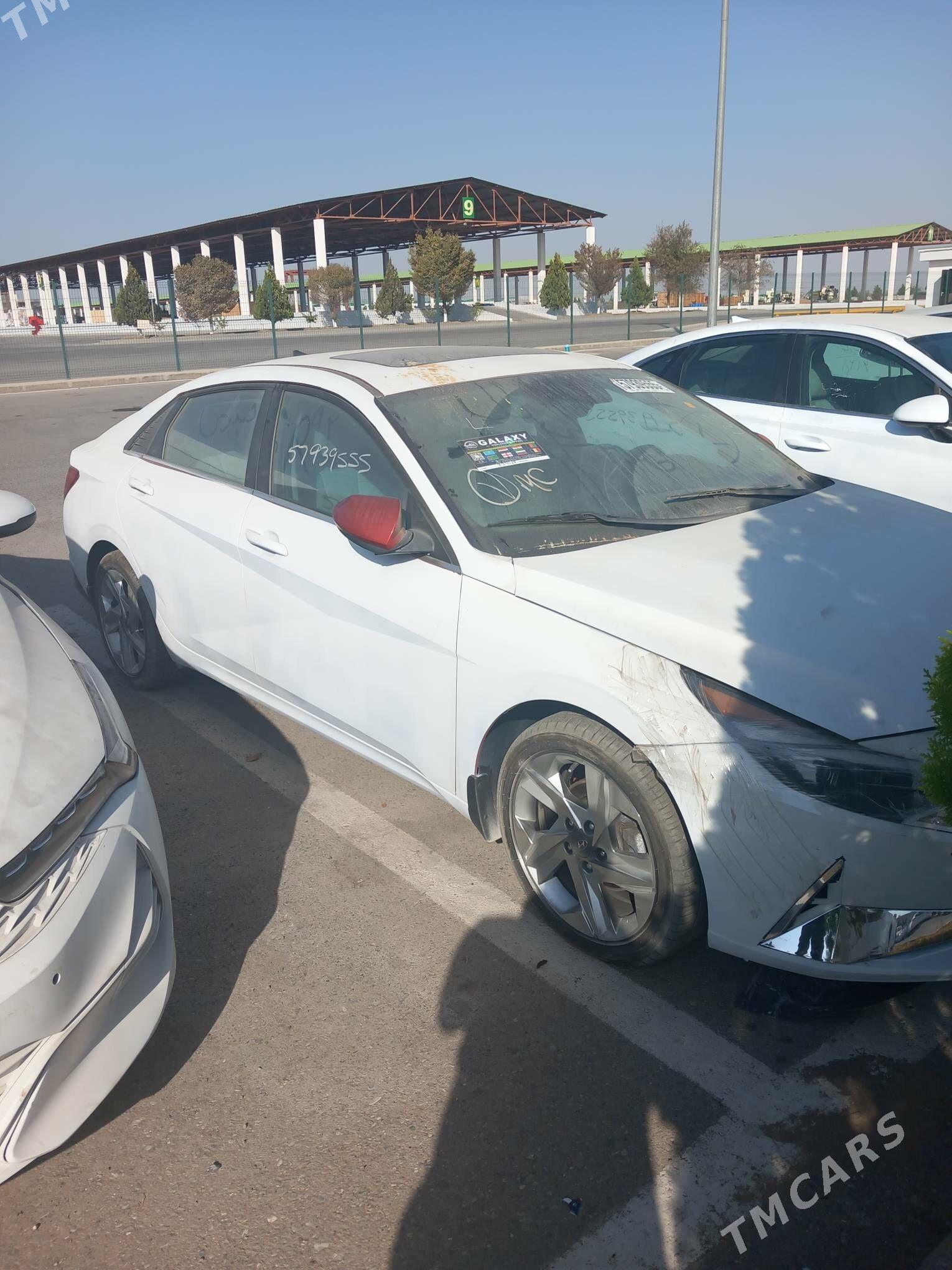 Hyundai Elantra 2022 - 225 000 TMT - Aşgabat - img 2