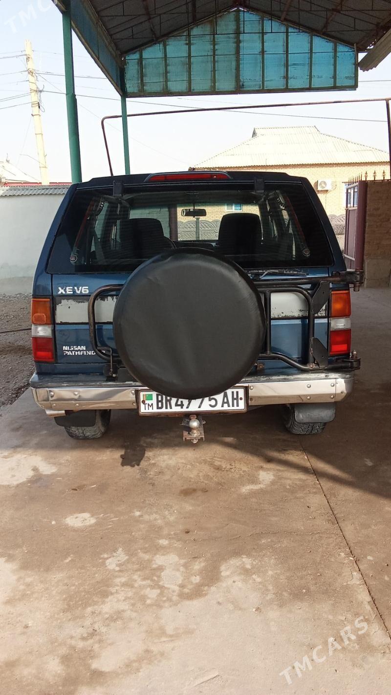Nissan Pathfinder 1994 - 75 000 TMT - Sarahs - img 3